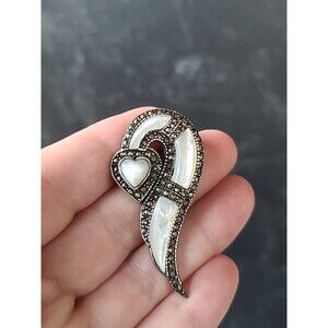 925 Sterling Silver Marcasite Mother of Pearl Swirled Heart Brooch Vintage